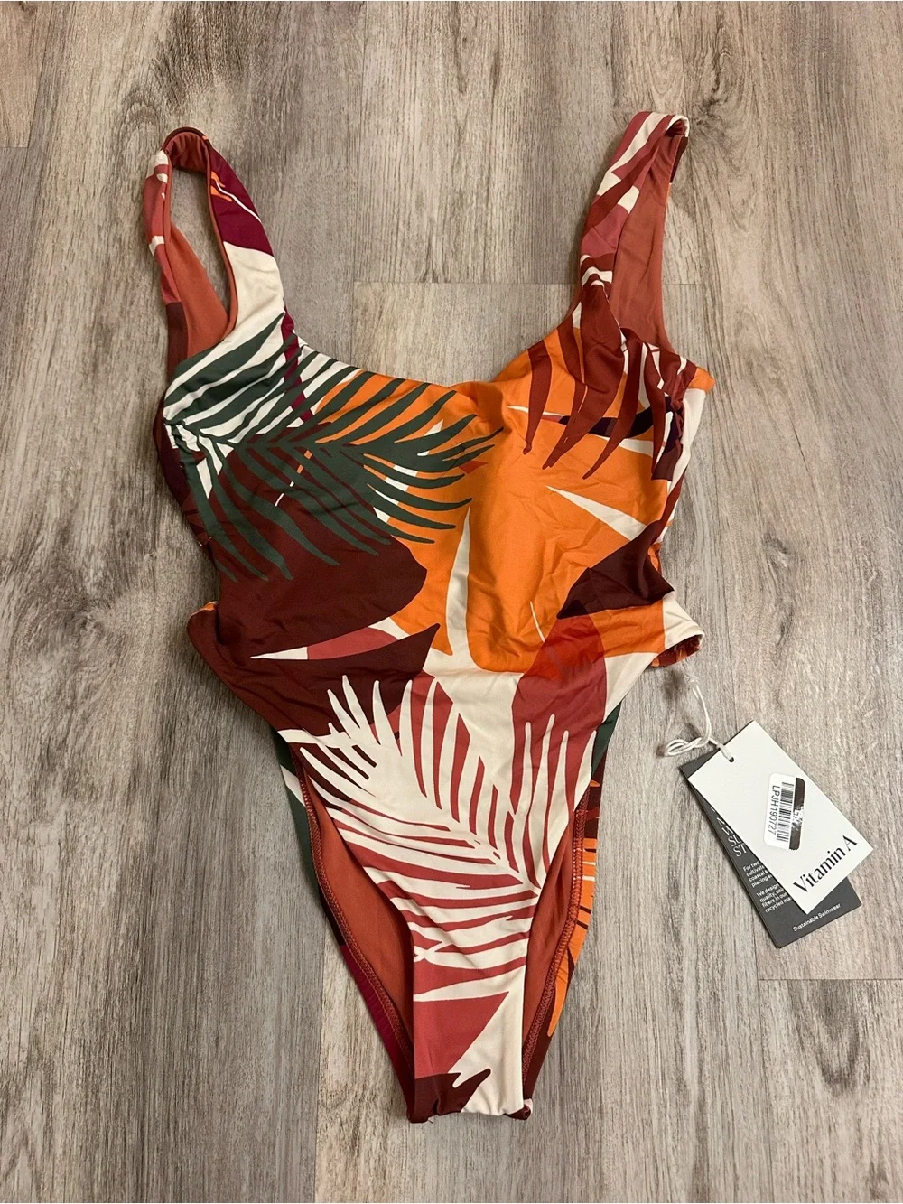 Vitamin A Tropical Palm Print One Piece Swimsuit NWT XS Sustainable Swimwear